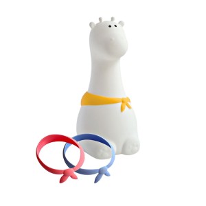 Rabbit & Friends Giraffe lamp