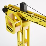 Pin Toys Ξύλινος γερανός εργοταξίου περιστρεφόμενος, από μασίφ καουτσουκόδεντρο