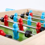 Pin Toys Ξύλινο ποδοσφαιράκι - χόκει  2 σε 1, από μασίφ καουτσουκόδεντρο