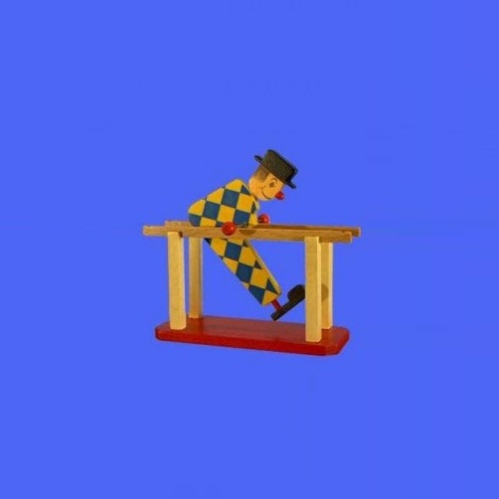 Erzgebirge clown on parallel bars